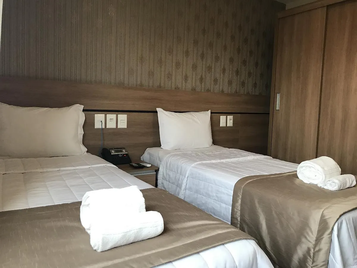 Hotel Brisa Tropical De Macaé