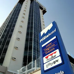 https://recife-praia-hotel.portodegalinhashotels.com