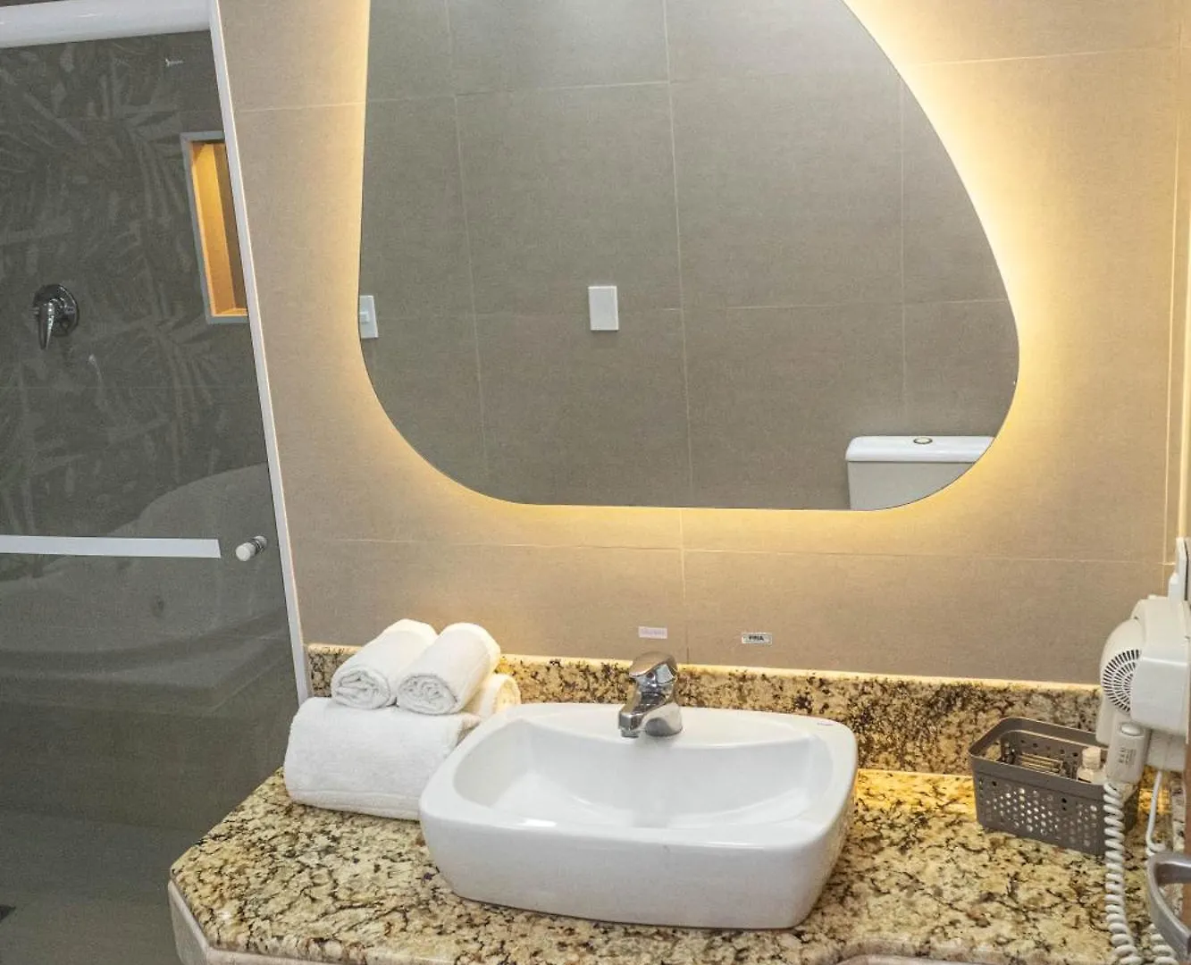 Hotel Brisa Tropical De Macae